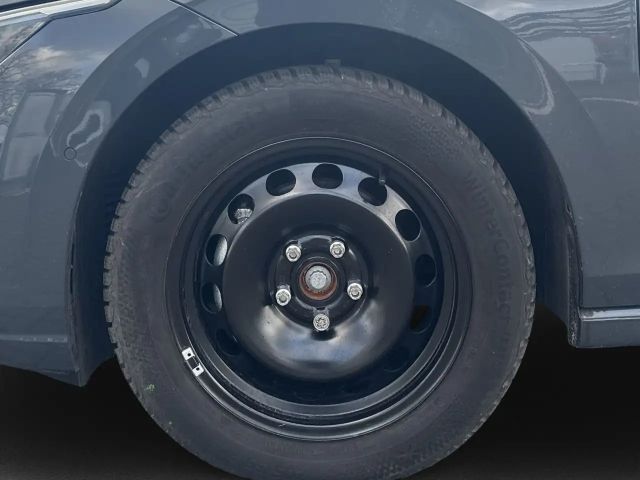 Volkswagen Golf 1.5 eTSI Golf VIII Style