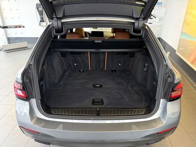 BMW 530 530i M-Sport Touring xDrive