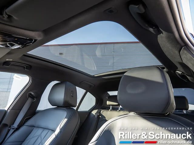 BMW 520 520i M-Sport Sedan