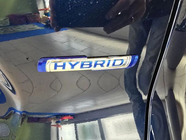 Suzuki S-Cross Flash Hybrid
