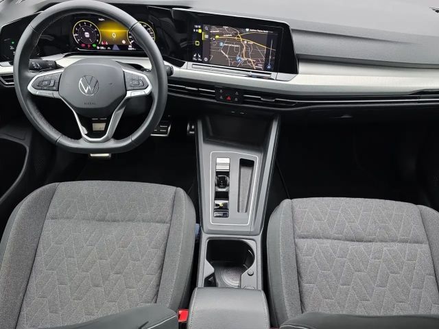 Volkswagen Golf 1.5 eTSI DSG Life Move