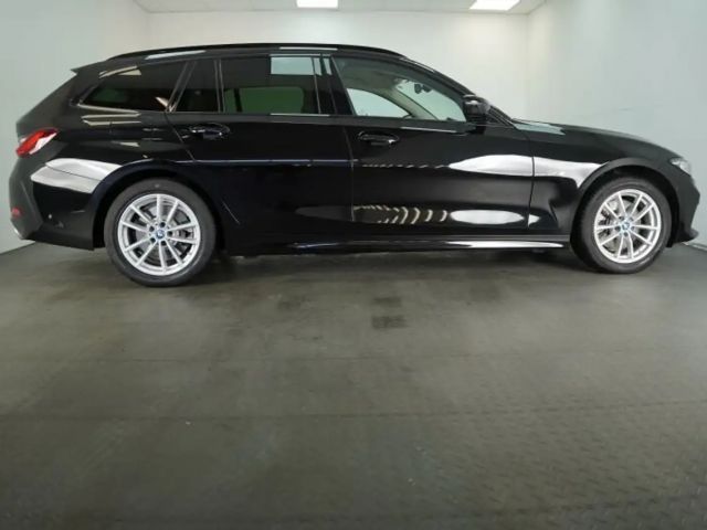 BMW 320 320e Touring
