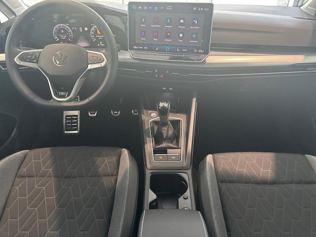 Volkswagen Golf 1.5 TSI Golf VIII