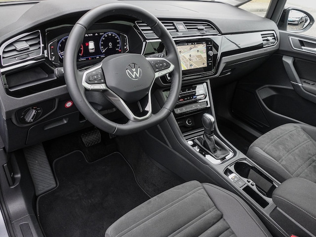 Volkswagen Touran 1.5 TSI DSG