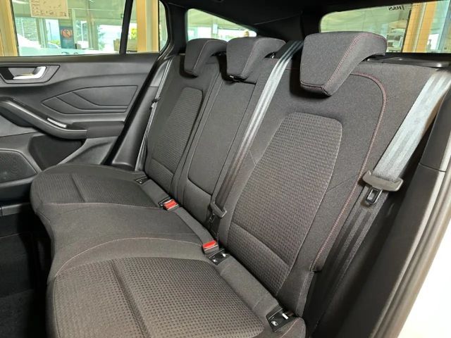 Ford Focus ST Line Wagon