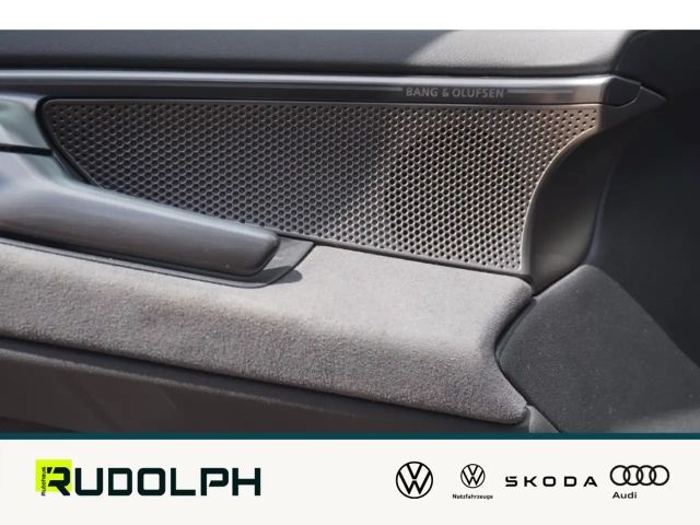 Audi A6 e-tron Avant Quattro S-Line