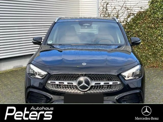 Mercedes-Benz GLA 200 4MATIC AMG Line GLA 200 d