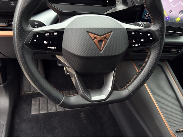 Cupra Born Born LM18 NAVI KAMERA SITZHZG