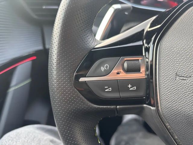 Peugeot 208 EAT8 GT-Line PureTech