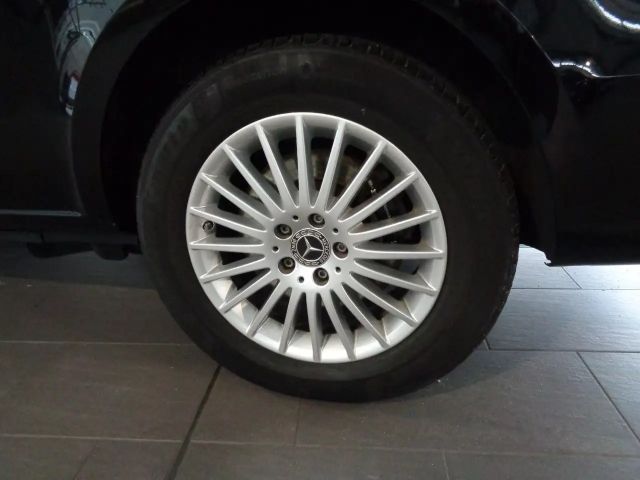 Mercedes-Benz V 300 V 300 d