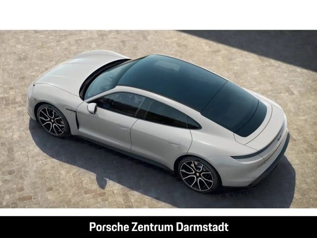 Porsche Taycan Surround-View BOSE Luftfederung 21-Zoll