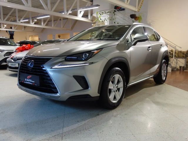 Lexus NX Hybrid Aut. *CARPLAY *ASSISTENZ *LENKRADHZG