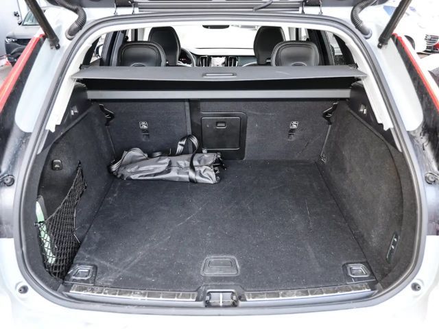 Volvo XC60 AWD Dark Ultimate