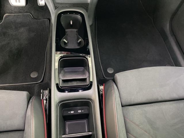 Volkswagen ID.3 +HARMAN+HEAD-UP+