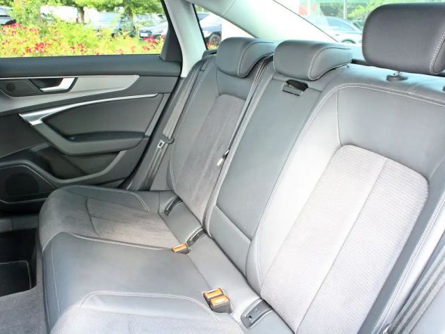 Audi S6 Quattro Sedan