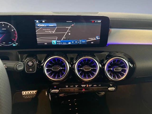 Mercedes-Benz CLA 200 AMG Line Shooting Brake