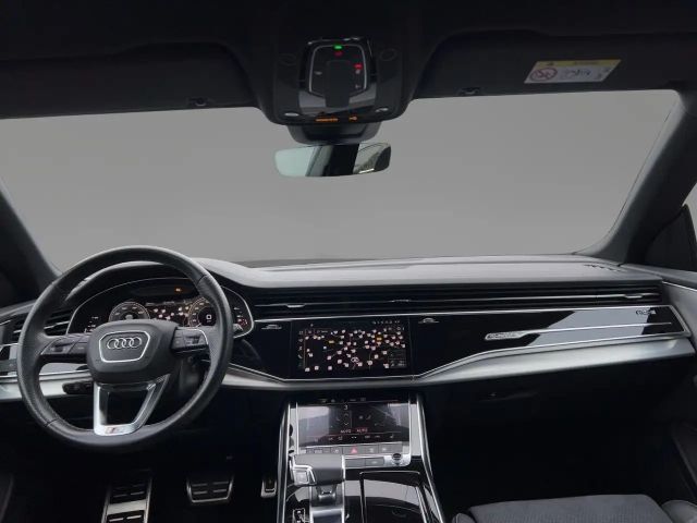 Audi Q8 55 TFSI Hybride Quattro S-Line