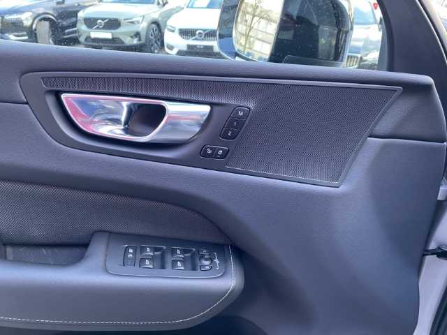 Volvo XC60 AWD Dark Plus Recharge T6