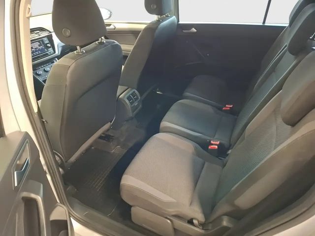 Volkswagen Touran DSG