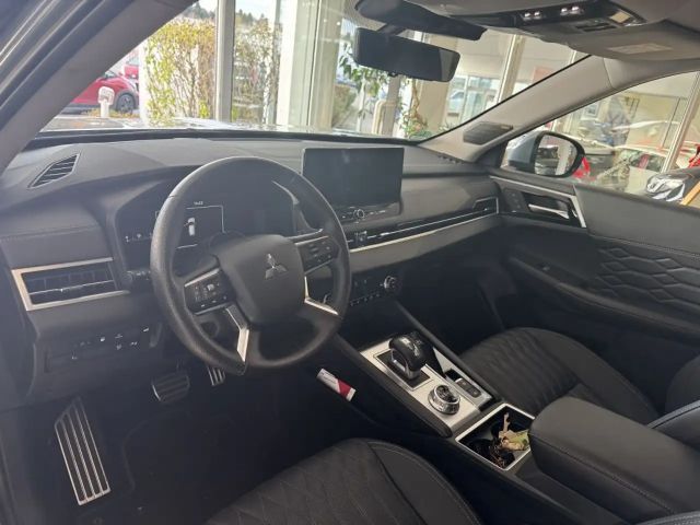 Mitsubishi Outlander 4WD PHEV