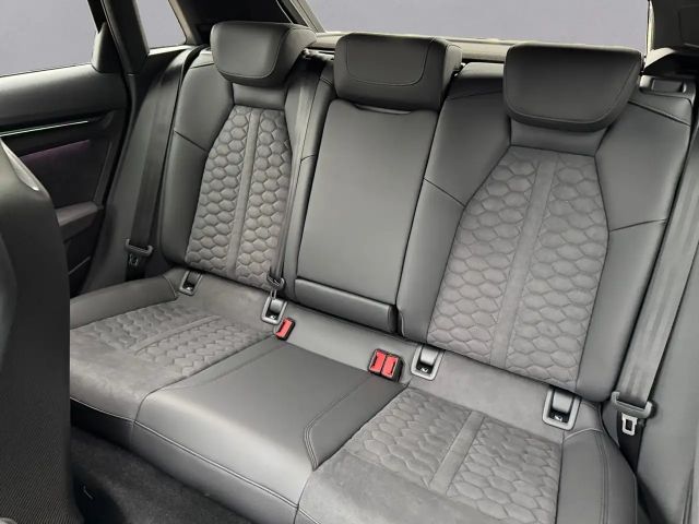 Audi RS3 S-Tronic Sedan Sportback