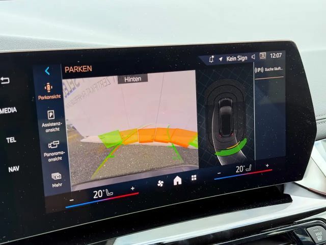 BMW 218 218d Active Tourer Sedan