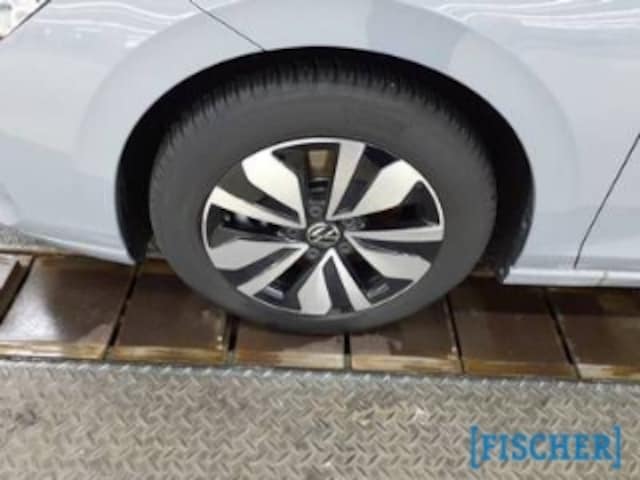 Volkswagen Golf 2.0 TDI DSG Golf VIII Variant