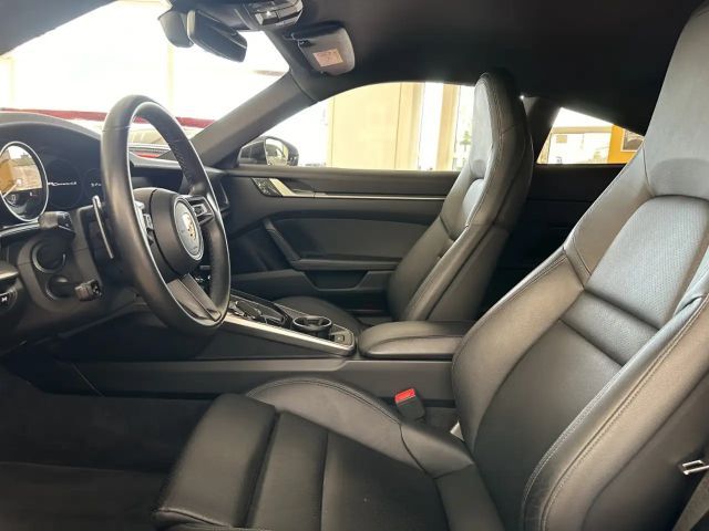 Porsche 992 4S Coupé