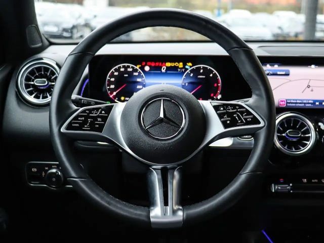 Mercedes-Benz GLB 200 4MATIC GLB 200 d