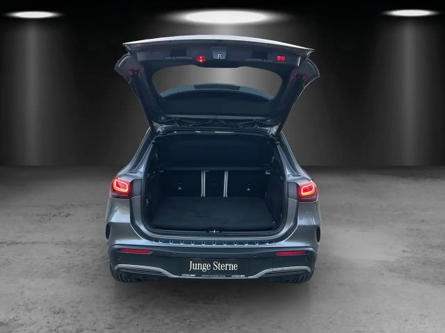 Mercedes-Benz EQA 350 4MATIC AMG Line