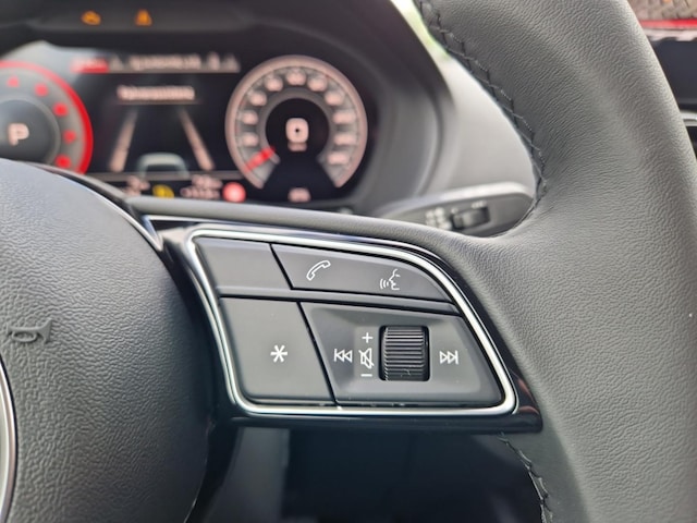 Audi Q2 35 TFSI S-Line S-Tronic