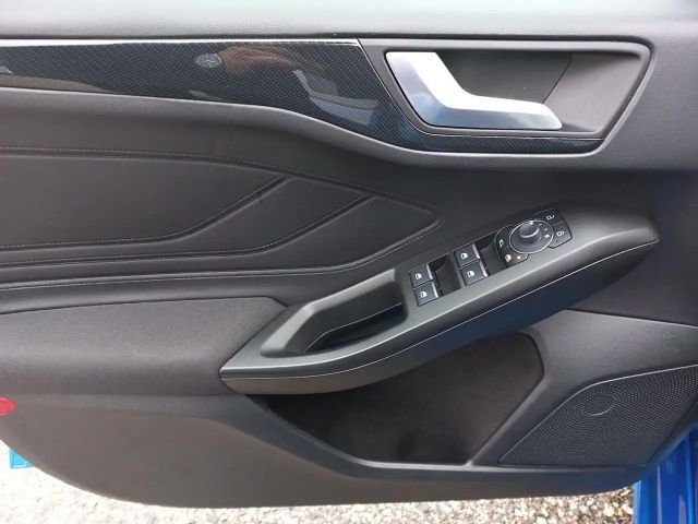 Ford Focus 125PS Benzin/Schaltgetriebe Traveller 1,0 EcoBo...