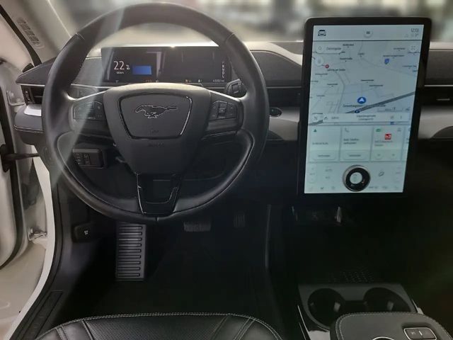 Ford Mustang Mach-E Basis Panorama Navi Digitales Cockpit Memory Sitze