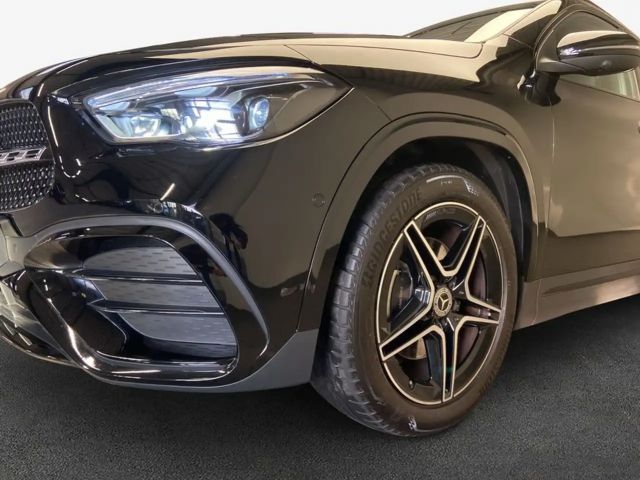 Mercedes-Benz GLA 180 GLA