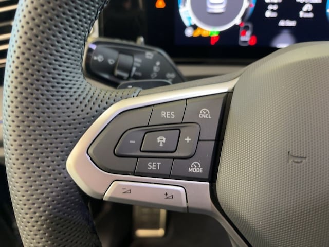 Volkswagen Tiguan 4Motion DSG R-Line