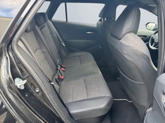 Toyota Corolla Hybride Team D