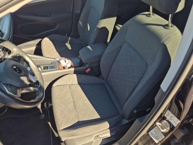 Volkswagen Golf 2.0 TDI DSG Life Variant