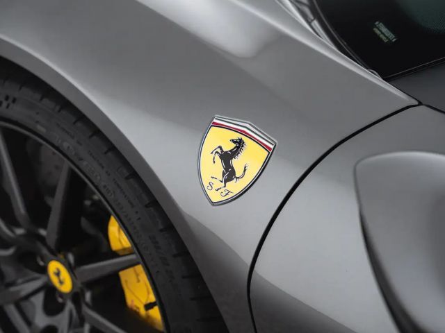 Ferrari SF90 Stradale