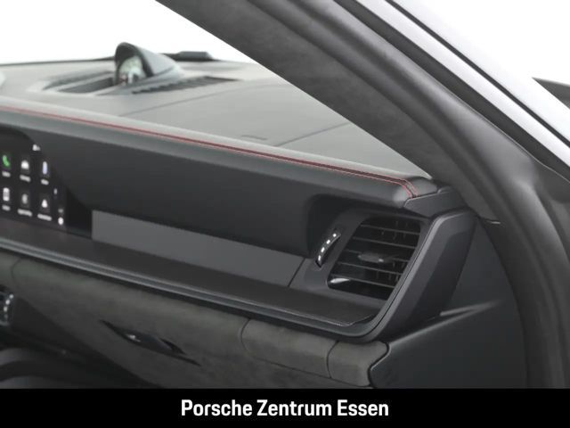 Porsche 992 4 Carrera Coupé GTS