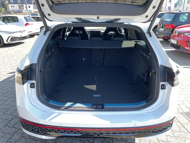 Volkswagen Passat DSG R-Line