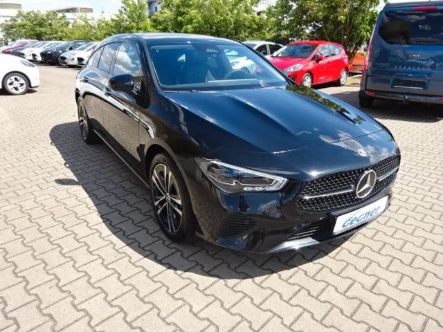 Mercedes-Benz CLA 200 Progressive