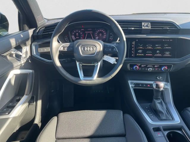 Audi Q3 S-Line S-Tronic