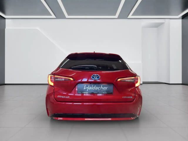 Toyota Corolla Active Hybride Touring