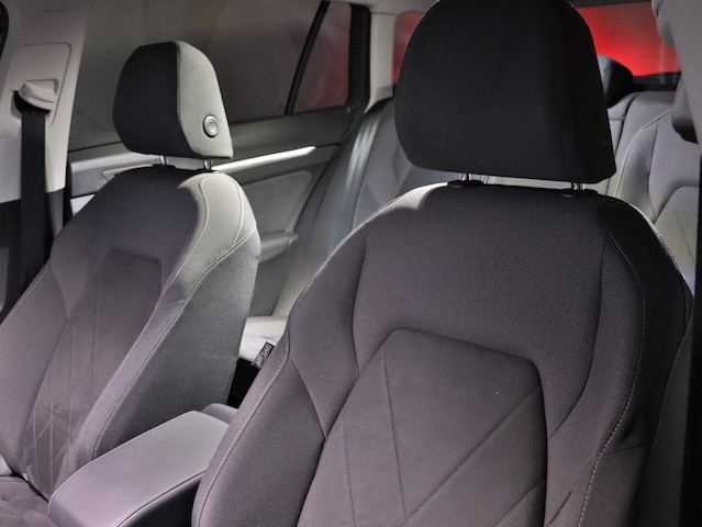 Volkswagen Golf DSG Golf VIII Life Variant