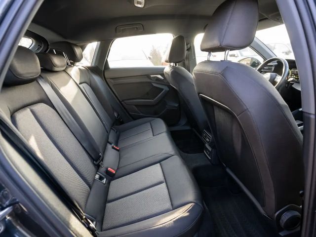 Audi A3 40 TFSI S-Tronic Sedan