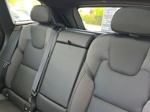 Volvo XC60 AWD Plus T6