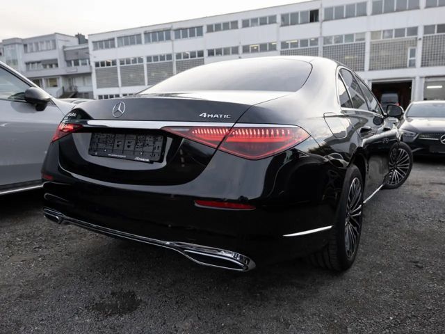 Mercedes-Benz S 350 4MATIC S 350 d Sedan