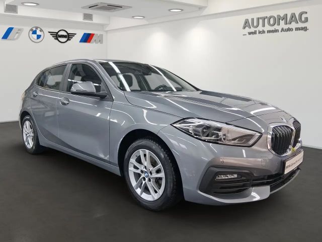 BMW 118 118i Sedan