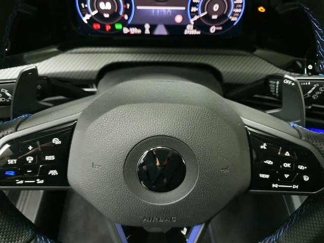 Volkswagen Golf 2.0 TSI DSG