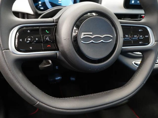 Fiat 500e 87KW/42kWh/DC-LADEN/CARPLAY/DAB/SOH
